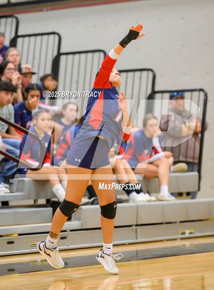 Thumbnail 3 in Deerfield vs. Sublette photogallery.