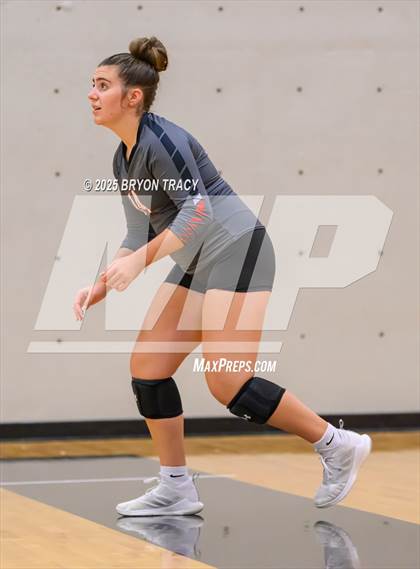 Thumbnail 3 in Deerfield vs. Sublette photogallery.