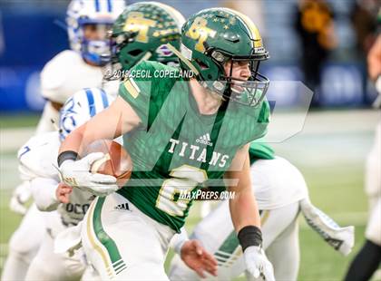Thumbnail 3 in Blessed Trinity vs. Oconee County (GHSA 4A Final) photogallery.