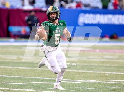 Thumbnail 2 in Blessed Trinity vs. Oconee County (GHSA 4A Final) photogallery.