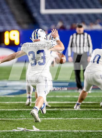 Thumbnail 3 in Blessed Trinity vs. Oconee County (GHSA 4A Final) photogallery.