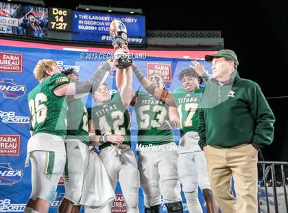 Thumbnail 1 in Blessed Trinity vs. Oconee County (GHSA 4A Final) photogallery.