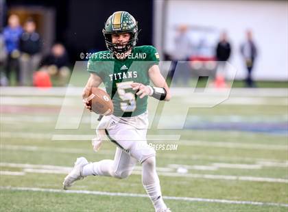 Thumbnail 2 in Blessed Trinity vs. Oconee County (GHSA 4A Final) photogallery.