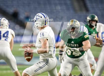 Thumbnail 1 in Blessed Trinity vs. Oconee County (GHSA 4A Final) photogallery.