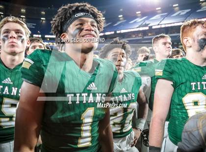 Thumbnail 3 in Blessed Trinity vs. Oconee County (GHSA 4A Final) photogallery.