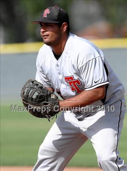Thumbnail 2 in Tustin @ Canyon photogallery.