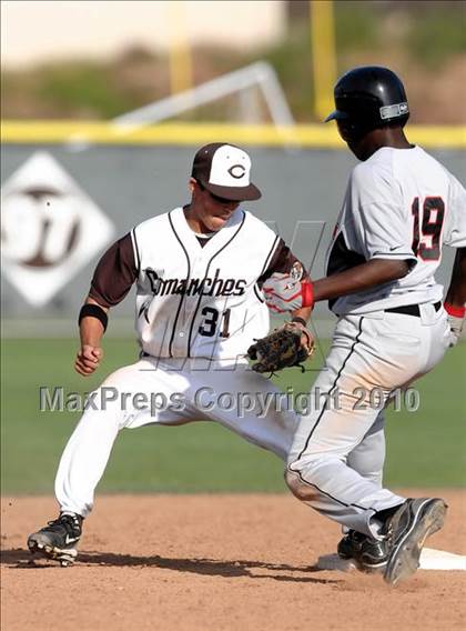 Thumbnail 2 in Tustin @ Canyon photogallery.