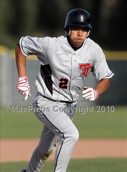 Thumbnail 3 in Tustin @ Canyon photogallery.