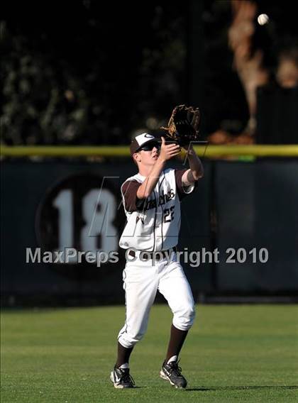 Thumbnail 1 in Tustin @ Canyon photogallery.