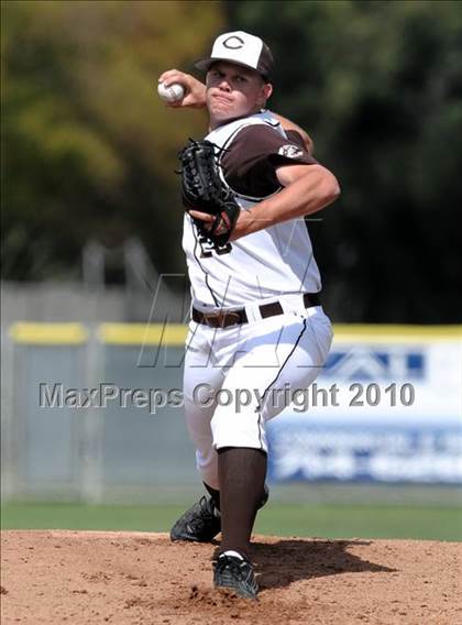 Thumbnail 2 in Tustin @ Canyon photogallery.