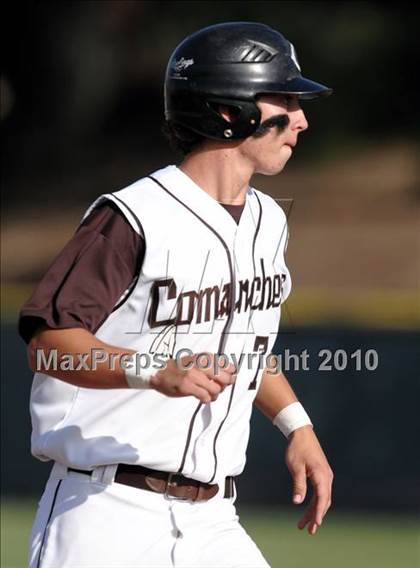 Thumbnail 2 in Tustin @ Canyon photogallery.