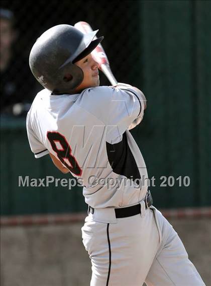 Thumbnail 3 in Tustin @ Canyon photogallery.