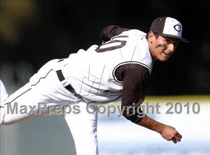 Thumbnail 3 in Tustin @ Canyon photogallery.