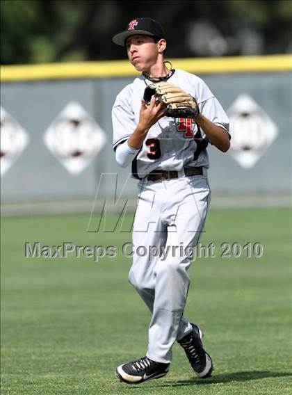 Thumbnail 2 in Tustin @ Canyon photogallery.