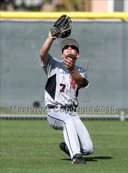 Thumbnail 3 in Tustin @ Canyon photogallery.
