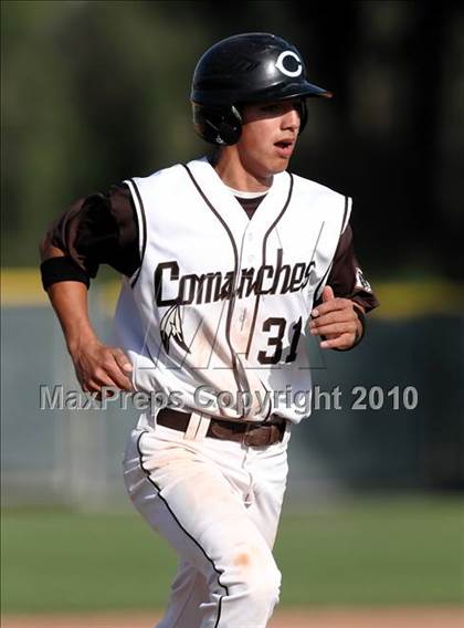 Thumbnail 3 in Tustin @ Canyon photogallery.