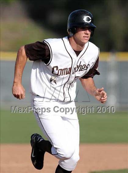 Thumbnail 2 in Tustin @ Canyon photogallery.