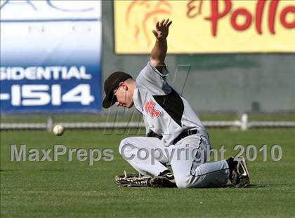 Thumbnail 2 in Tustin @ Canyon photogallery.