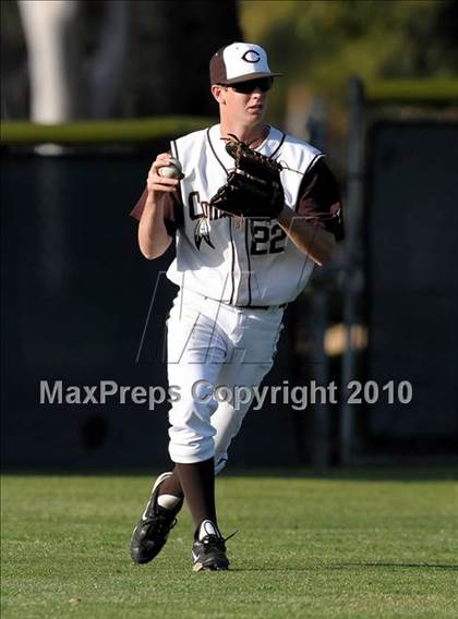 Thumbnail 2 in Tustin @ Canyon photogallery.