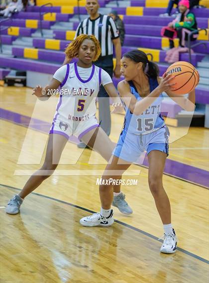 Thumbnail 1 in Lovett @ Hampton photogallery.