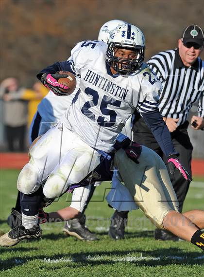 Thumbnail 3 in Huntington @ Sayville (Section 11 Division 3 Semifinal) photogallery.