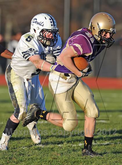 Thumbnail 1 in Huntington @ Sayville (Section 11 Division 3 Semifinal) photogallery.
