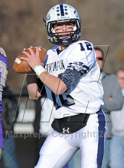 Thumbnail 3 in Huntington @ Sayville (Section 11 Division 3 Semifinal) photogallery.