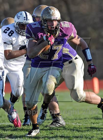 Thumbnail 3 in Huntington @ Sayville (Section 11 Division 3 Semifinal) photogallery.