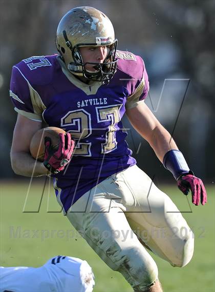 Thumbnail 3 in Huntington @ Sayville (Section 11 Division 3 Semifinal) photogallery.