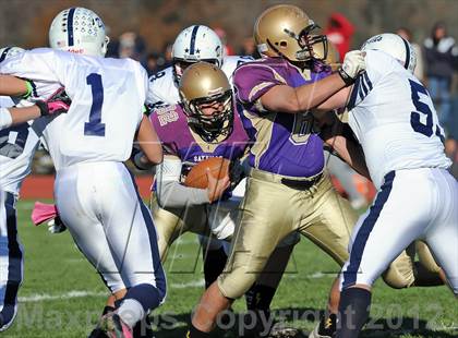 Thumbnail 2 in Huntington @ Sayville (Section 11 Division 3 Semifinal) photogallery.