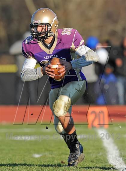 Thumbnail 3 in Huntington @ Sayville (Section 11 Division 3 Semifinal) photogallery.