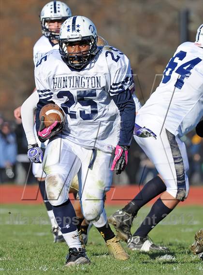 Thumbnail 1 in Huntington @ Sayville (Section 11 Division 3 Semifinal) photogallery.