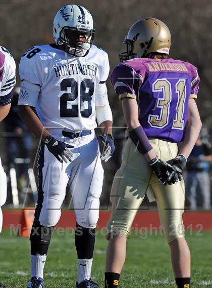 Thumbnail 3 in Huntington @ Sayville (Section 11 Division 3 Semifinal) photogallery.