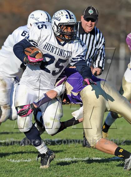 Thumbnail 2 in Huntington @ Sayville (Section 11 Division 3 Semifinal) photogallery.