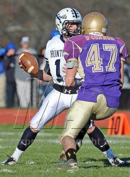 Thumbnail 2 in Huntington @ Sayville (Section 11 Division 3 Semifinal) photogallery.