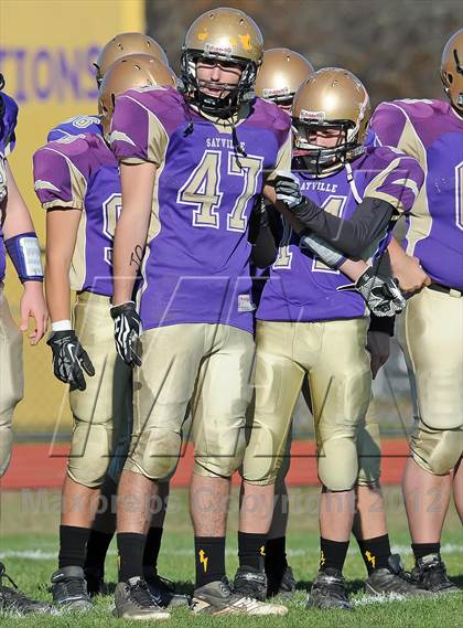 Thumbnail 2 in Huntington @ Sayville (Section 11 Division 3 Semifinal) photogallery.