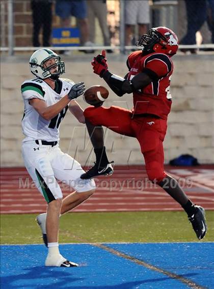 Thumbnail 3 in North Shore vs. Carroll photogallery.