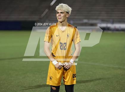 Thumbnail 2 in Boca Raton vs. West Orange (FHSAA 7A Final) photogallery.
