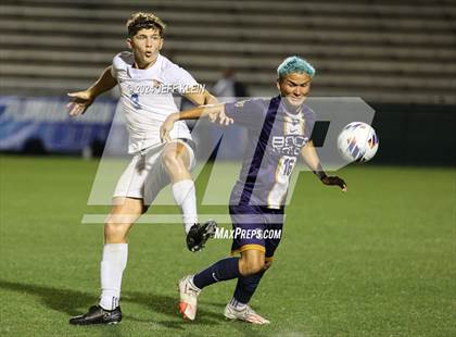 Thumbnail 2 in Boca Raton vs. West Orange (FHSAA 7A Final) photogallery.