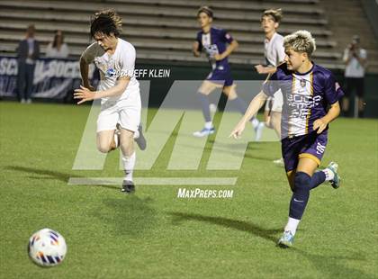 Thumbnail 2 in Boca Raton vs. West Orange (FHSAA 7A Final) photogallery.