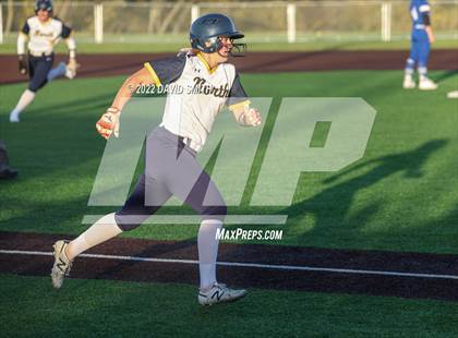 Thumbnail 2 in Liberty vs Liberty North (MSHSAA Class 5 District Championship) photogallery.