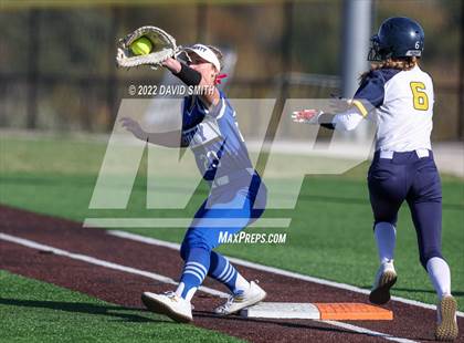Thumbnail 2 in Liberty vs Liberty North (MSHSAA Class 5 District Championship) photogallery.