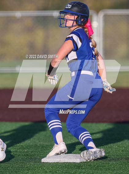Thumbnail 3 in Liberty vs Liberty North (MSHSAA Class 5 District Championship) photogallery.