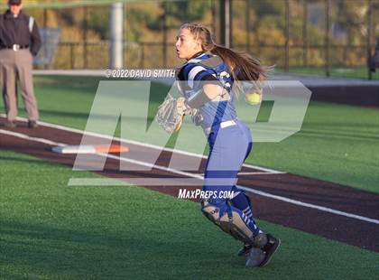 Thumbnail 2 in Liberty vs Liberty North (MSHSAA Class 5 District Championship) photogallery.