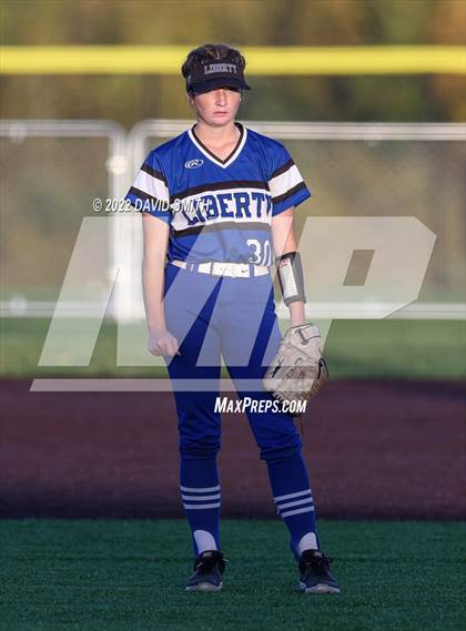 Thumbnail 2 in Liberty vs Liberty North (MSHSAA Class 5 District Championship) photogallery.