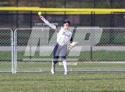 Thumbnail 3 in Liberty vs Liberty North (MSHSAA Class 5 District Championship) photogallery.