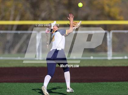 Thumbnail 2 in Liberty vs Liberty North (MSHSAA Class 5 District Championship) photogallery.