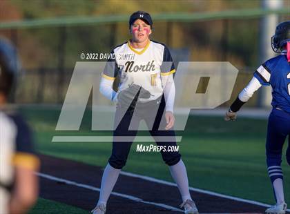 Thumbnail 3 in Liberty vs Liberty North (MSHSAA Class 5 District Championship) photogallery.
