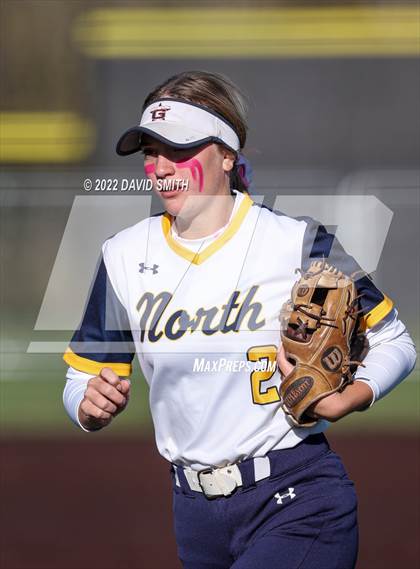 Thumbnail 2 in Liberty vs Liberty North (MSHSAA Class 5 District Championship) photogallery.