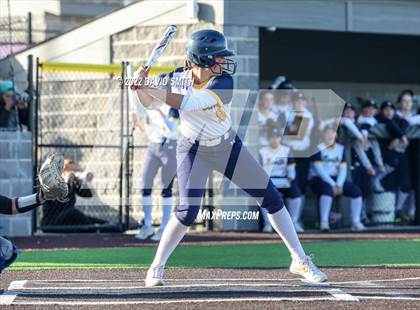 Thumbnail 3 in Liberty vs Liberty North (MSHSAA Class 5 District Championship) photogallery.